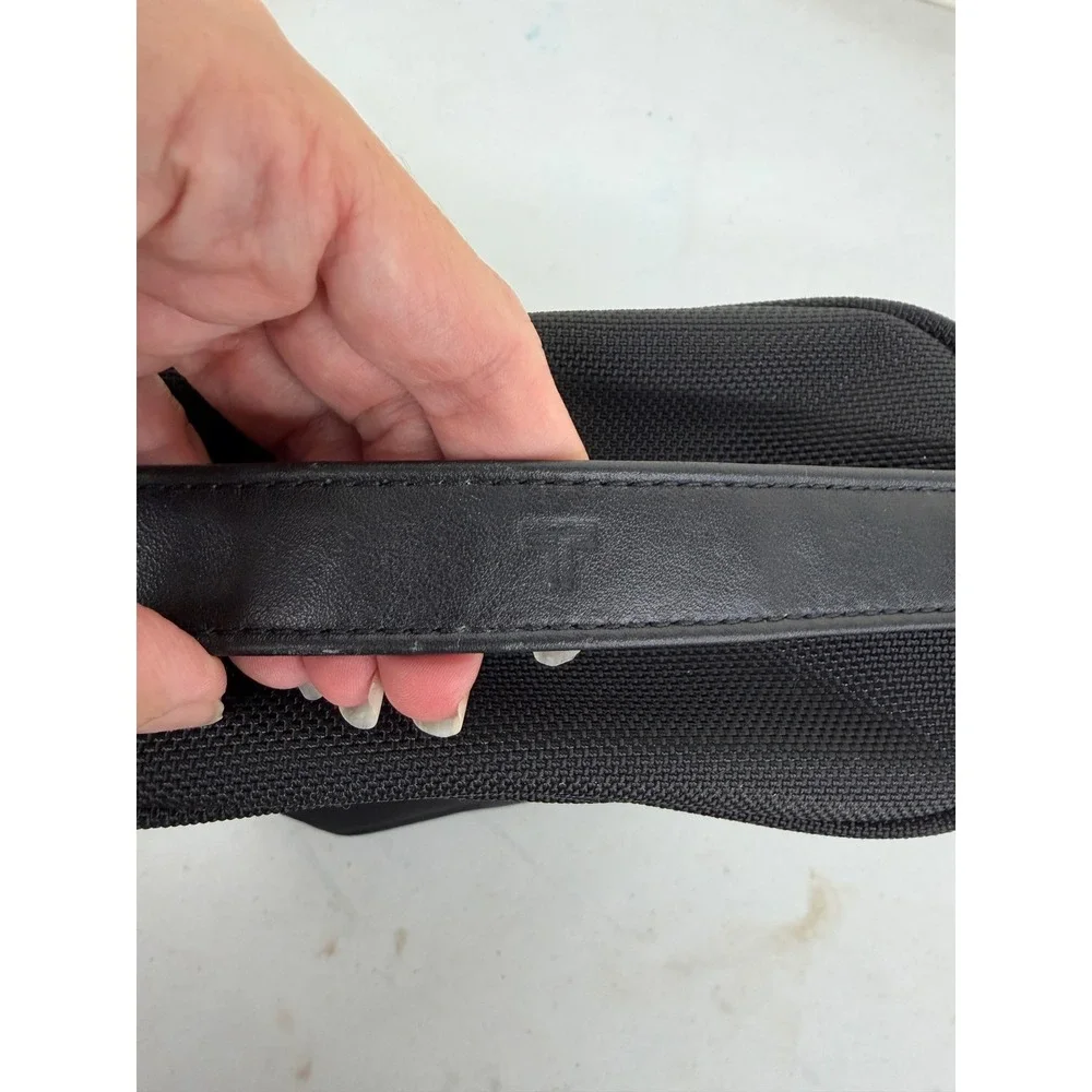 Tumi Alpha Black Ballistic Nylon Toiletry Travel Kit Bag 22190D4
